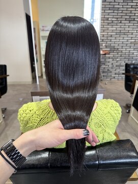 ユニ(Uni.) 髪質改善トリートメント