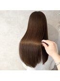 「縮毛矯正で叶える理想のストレートヘア」