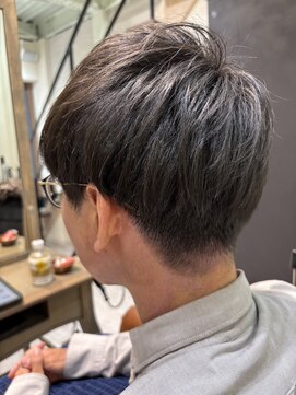 アオ(a-o) カット