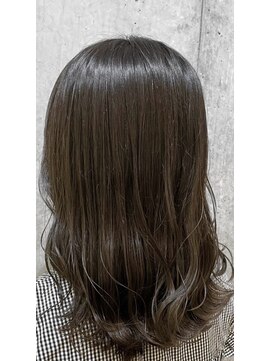 トゥーヘアー(too hair) 艶髪グレージュ【西葛西】