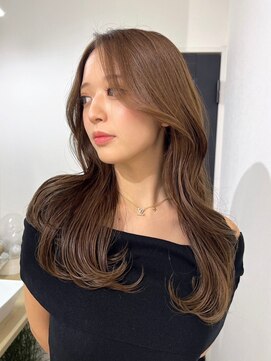 ビビバイベル(BiVi by BHEL) 桑名ロングレイヤーカットミルクティーベージュロングヘア韓国