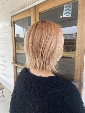 ファンビリ(Fambilly) bob style