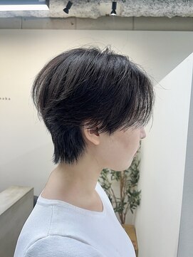 ユニ 江坂(Uni.) ウルフカット メンズライク　中性ウルフ　マッシュウルフ