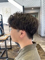 ステレオ ヘアデザイン 安城店(STEREO HAIR DESIGN)&nbsp;センターパート×ソフトツイスト（1月）