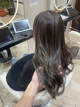 アーチバイケンジ(arch by kenje) コントラストハイライト★グレージュ