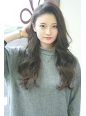 グレージュ×グラデーション