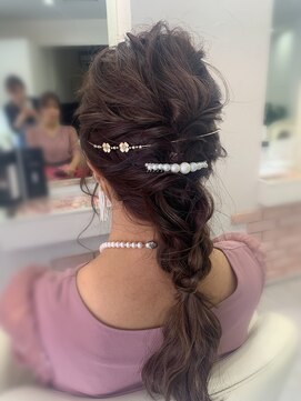 クリーム(CREAM) ダウンヘアスタイル♪