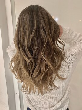 トゥルークリエイション 久喜(True Creation) アッシュミルクティー