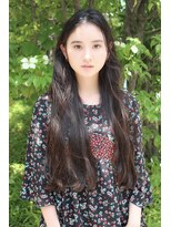 ナチュラル コレット(Natural collet)&nbsp;前髪なしくせ毛風ロングスタイル