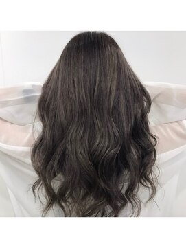 バーシャミ 博多(Baciami) グレージュカラー【ハイライトが好きな方】