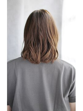 シュシュット(chouchoute) 吉祥寺3分/かきあげ髪質改善マロンベージュ美髪Aラインボブ/107