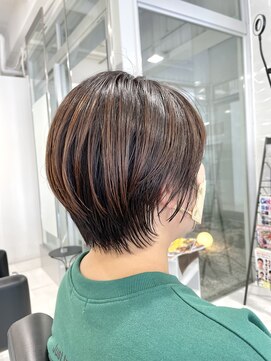 ヴァンファミリー セントラルアーサ店(Van family) ショートボブ