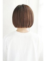 サフリック ヘアアンドビューティー スパ(safric hair&beauty spa) 20代30代40代　服を問わない春のミニボブ【烏丸】