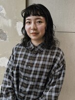 ロジ(loji)&nbsp;オン眉のレイヤーパーマ〈鈴木〉