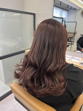 リジー(Litzy) くびれレイヤースタイル♪《木寺樹莉》