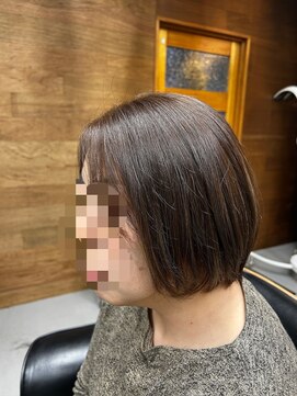 クロップ(CROP) 耳掛けショートボブ☆