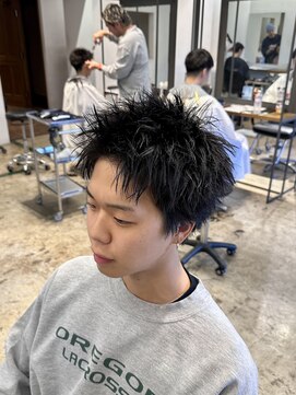 ザデイ カットアンドカルチャーショップ(THE DAY CUT&CULTURE SHOP) スパイキーショート