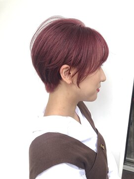 salon de MiLK 札幌大通店【サロン ド ミルク】 大人気のハイトーン束感ショートスタイル