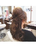 大人可愛い華やか愛されモテヘアルーズハーフアップ