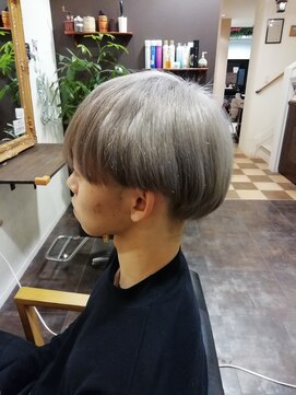 ヘアーメイク ララ(HAIR MAKE LALA) シルバーアッシュ