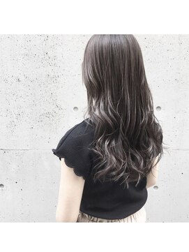 シェノン 西梅田(CHAINON) 小顔レイヤーカット×ハイライトカラー×セミウェットウェーブ