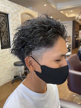 ヴィサージュジョイン(VISAGE join) 刈り上げ×ツイストスパイラルパーマ