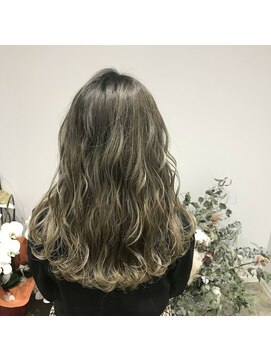 ボタニウムドットアン バイ アールサロン(BOTANIUM.An by Rr SALON) 【BOTANIUM.An】グレージュ