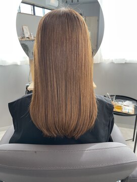 アット(att..) att..【とつかひろや】お客様style縮毛矯正