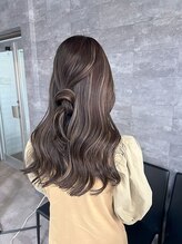 アンダーバーホワイト 天神店(_WHITE)