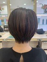 アッシュ 仙川店(Ash)&nbsp;大人な雰囲気のアッシュブラウン くびレイヤー ハンサムショート