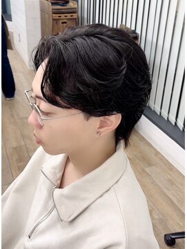 ネオリーブ クーロ メゾン 横浜(Neolive curro Maison) 韓国マッシュ　ニュアンスパーマ　カルマ風毛流れパーマ[メンズ]