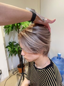 ロイス 渋谷(ROIS) ボブルフ/ネビージュ/小顔/ワンレン/スモーキーアッシュ[渋谷駅]