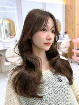 アマトウキョウ アユンチェ(AMA TOKYO×AYUNCHE) 韓国スタイル/ナチュラルくびれヘア_くびれ巻き_レイヤーカット