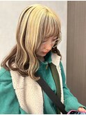 20代30代ホワイトベージュ×ナチュラル×小顔×インナーカラー