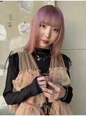 ピンクヘア×顔まわりレイヤーボブ