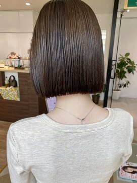 レクタ(recta) 大人30代40代切りっぱなしボブ