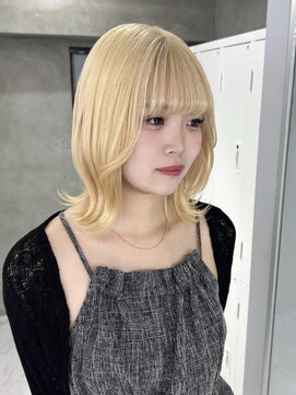 スウィープ(sweep) 【sweep_shizuna】ブロンド/ブリーチ/ハイトーン/抜きっぱなし