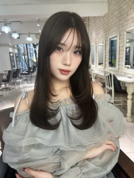 フォルテステラ(FORTE STELLA) 韓国顔周りレイヤーカットくびれヘア髪質改善透明感カラー静岡