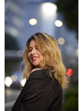 リカレ(Re:care) ゆるふわパーマ×ロング