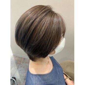 担当者 フリー｜アース 福岡天神赤坂店(HAIR & MAKE EARTH)の美容師