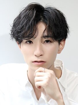 ルーシー 川越(LUCEY) センターパートフェザーパーマシャドウパーマメンズパーマ