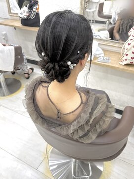 プティクローシェ バイ クオーレ(petite cloche by CUORE) シニヨン 結婚式ヘア 参列ヘア