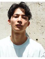 ユノ(juno)&nbsp;ツーブロックパーマ　アッシュブラック　カルマパーマ　ウルフ