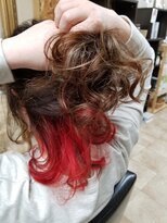 ヘアーワークス 幻華 シークレットハイライト＆インナーカラー