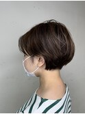 大人耳かけショートボブ