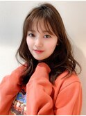 シースルーバング韓国ヘアヨシンモリは艶カラーが可愛い