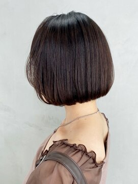 アイティー バイ アルバム 中野店(IT by ALBUM) ナチュラルボブ_オリーブカラーハイライトカラー_ba306391