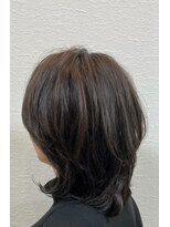 ヴェイスサロン(Vase Salon)&nbsp;刈り上げセンターパートクラゲヘアーオリーブグレー33