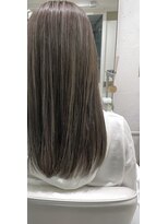 ファイブボックスヘアー 広島(five vox hair)&nbsp;オススメ♪シルバーグレージュ☆