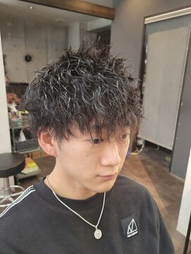 メンズ レオ 南森町店(men's LEO) ツイストスパイラルパーマ×刈り上げなし
